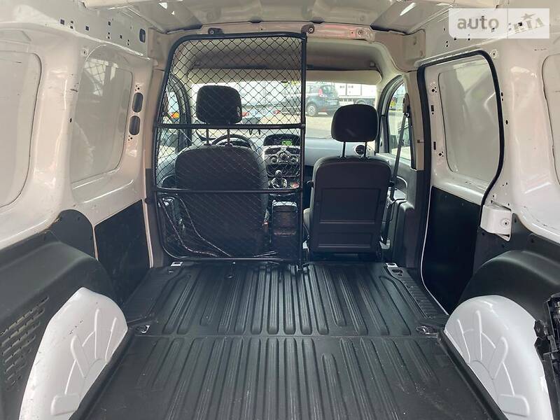 Вантажопасажирський фургон Renault Kangoo 2016 в Луцьку