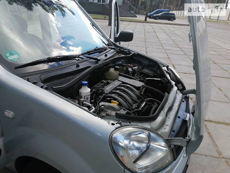 Седан Renault Kangoo 2006 в Полтаві