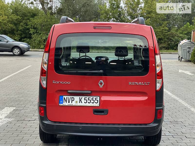 Вантажопасажирський фургон Renault Kangoo 2015 в Луцьку