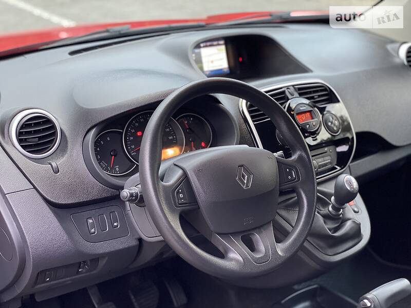 Вантажопасажирський фургон Renault Kangoo 2015 в Луцьку