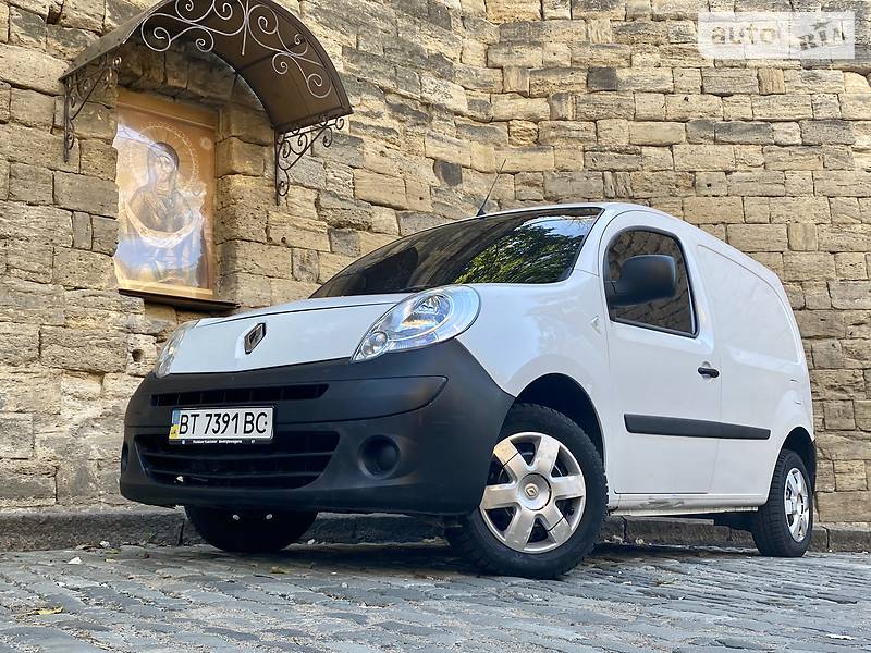 Вантажопасажирський фургон Renault Kangoo 2011 в Миколаєві