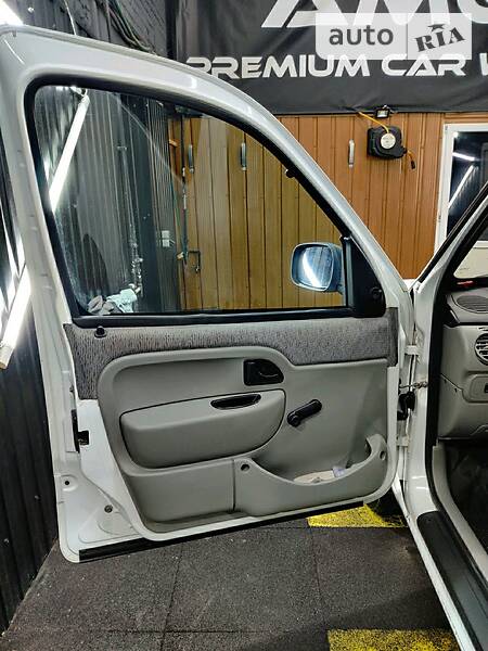 Мінівен Renault Kangoo 2006 в Сумах фото 5 Мінівен Renault Kangoo 2006 в Сумах