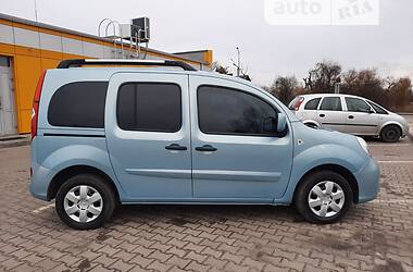 Минивэн Renault Kangoo 2010 в Дубно