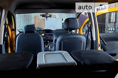 Грузовой фургон Renault Kangoo 2015 в Киеве