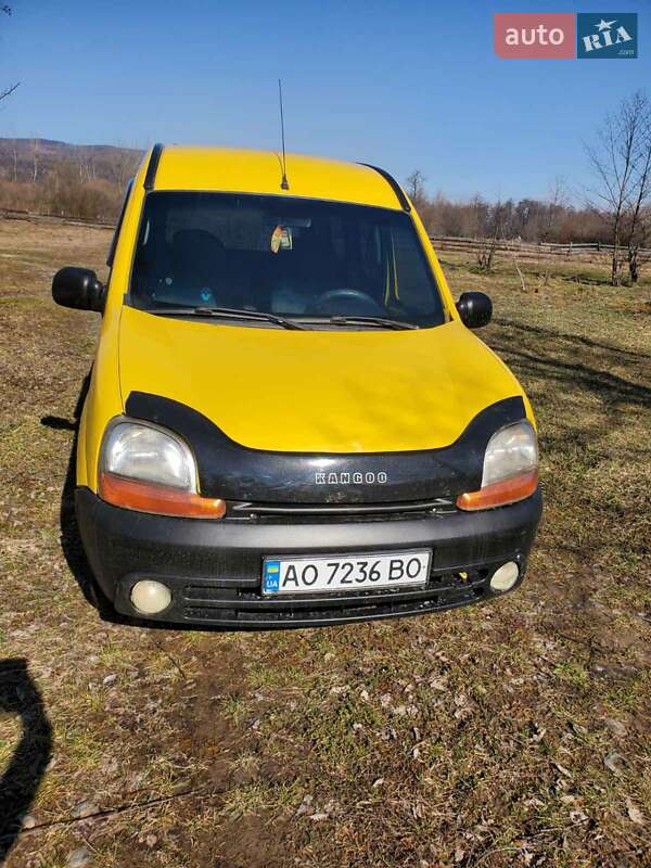 Минивэн Renault Kangoo 2002 в Тячеве