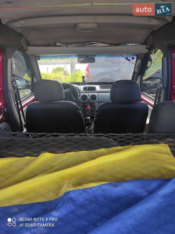 Минивэн Renault Kangoo 2004 в Запорожье