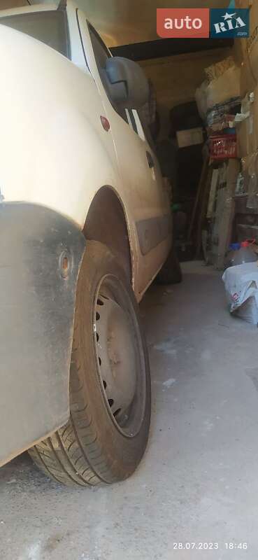 Мінівен Renault Kangoo 2001 в Кривому Розі фото 14 Мінівен Renault Kangoo 2001 в Кривому Розі