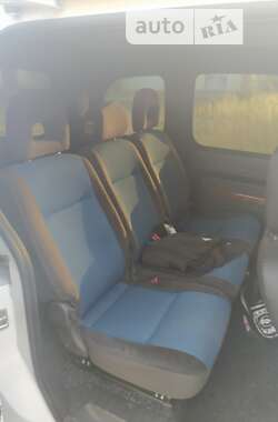 Вантажопасажирський фургон Renault Kangoo 2015 в 
