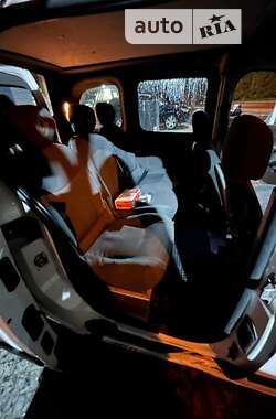 Минивэн Renault Kangoo 2008 в 