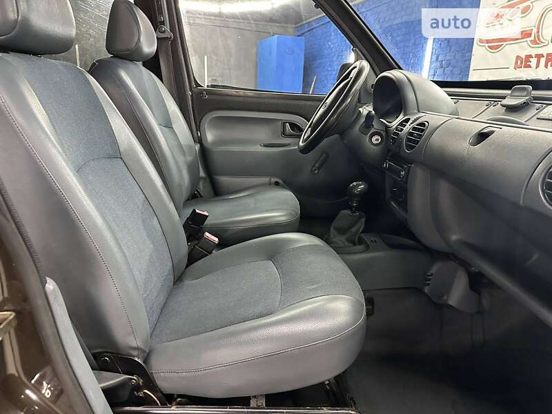 Минивэн Renault Kangoo 2000 в Шумске