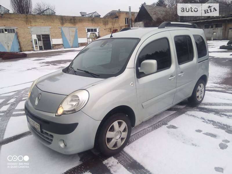 Минивэн Renault Kangoo 2012 в Киеве