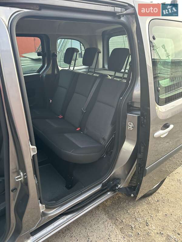 Минивэн Renault Kangoo 2016 в Луцке