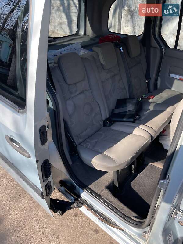 Минивэн Renault Kangoo 2010 в Кривом Роге