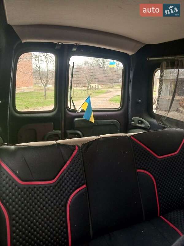 Мінівен Renault Kangoo 1999 в Стрию