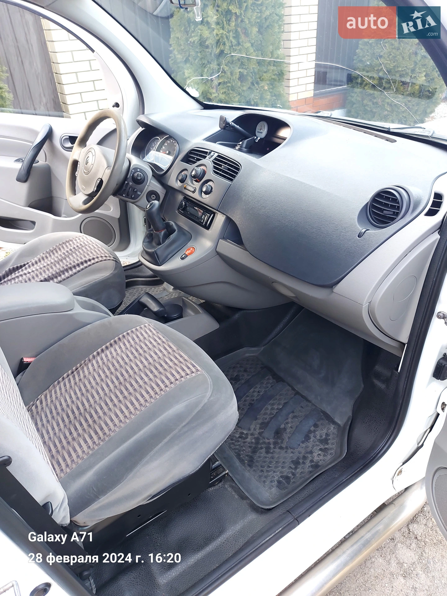 2010 Renault Kangoo - мініатюра 10