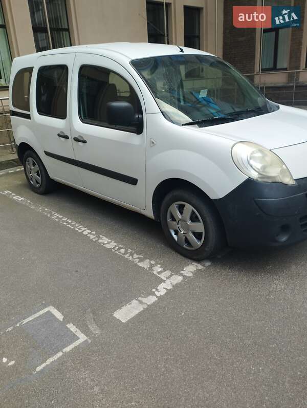 Минивэн Renault Kangoo 2009 в Киеве