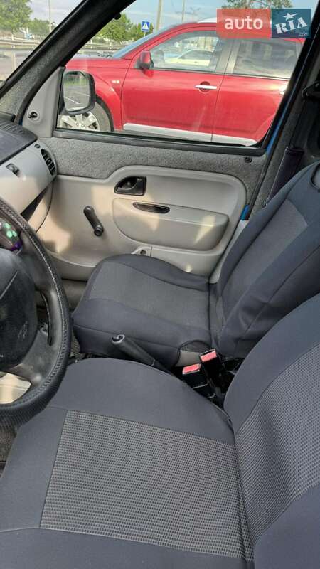 Минивэн Renault Kangoo 2004 в Каневе фото 7 Минивэн Renault Kangoo 2004 в Каневе