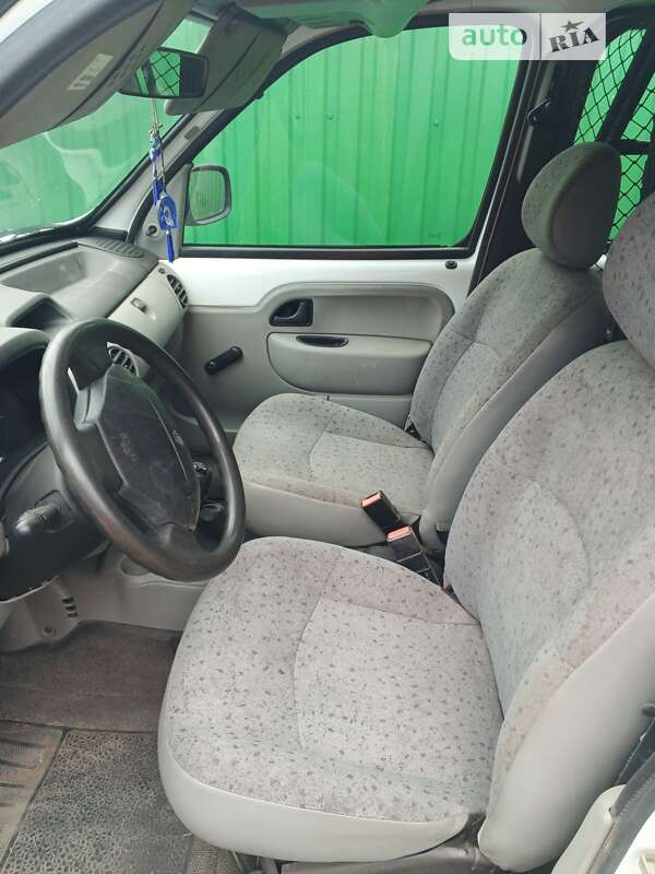 Вантажний фургон Renault Kangoo 2006 в Бершаді