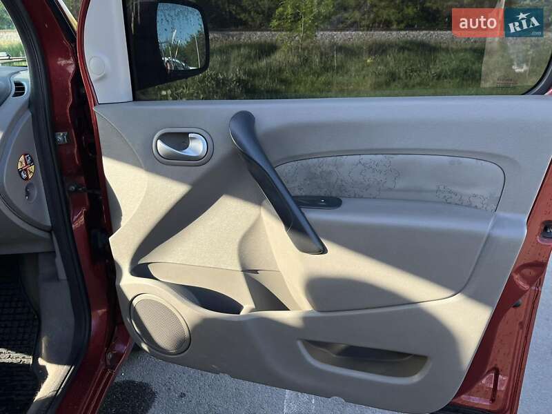 Минивэн Renault Kangoo 2009 в Чугуеве