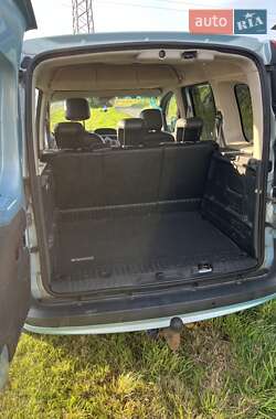 Минивэн Renault Kangoo 2013 в 