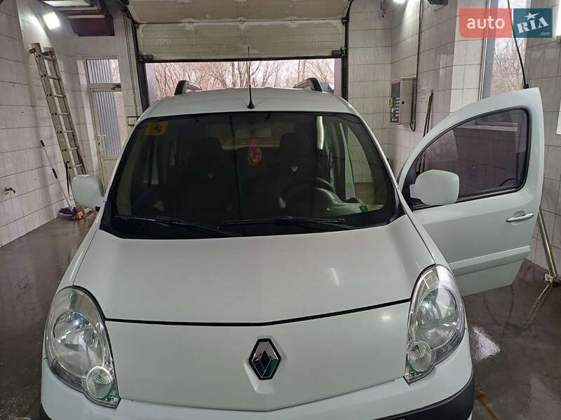 Минивэн Renault Kangoo 2011 в Кривом Роге