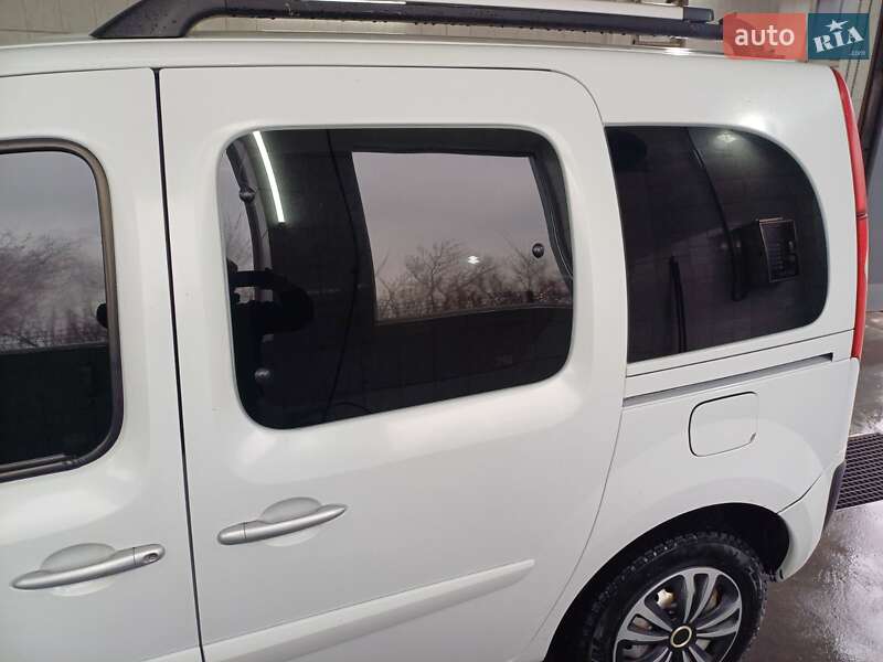 Минивэн Renault Kangoo 2011 в Кривом Роге