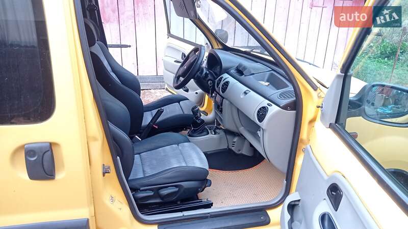 Минивэн Renault Kangoo 2005 в Коломые