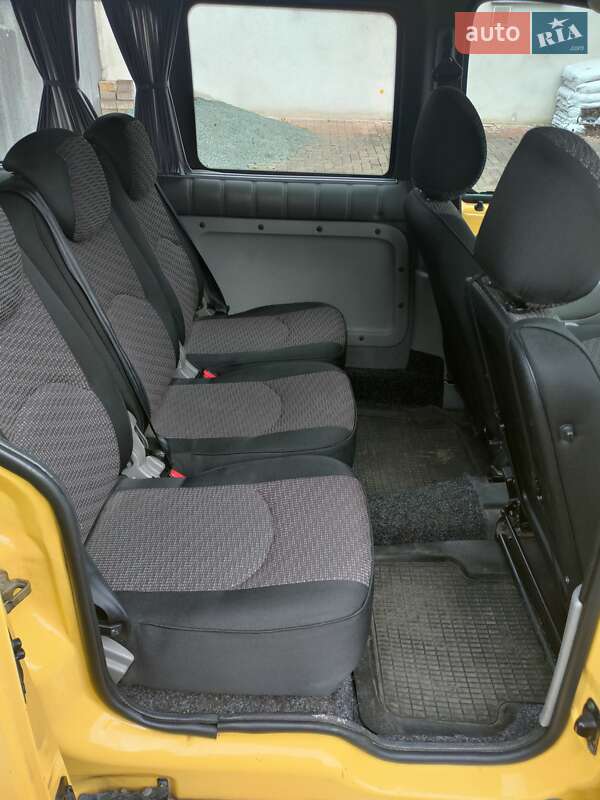 Минивэн Renault Kangoo 2006 в Запорожье