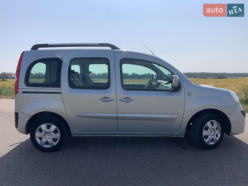Мінівен Renault Kangoo 2012 в Ємільчиному