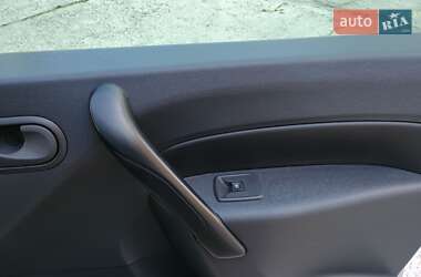 Грузовой фургон Renault Kangoo 2018 в 