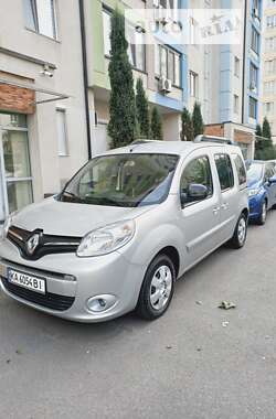 Минивэн Renault Kangoo 2015 в Вишневом