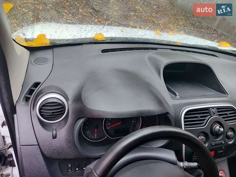 Минивэн Renault Kangoo 2015 в Днепре