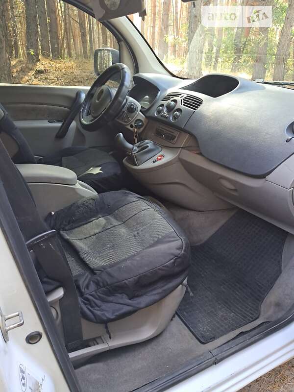 Мінівен Renault Kangoo 2010 в Дніпрі