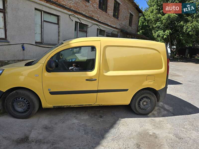 Вантажний фургон Renault Kangoo 2013 в Тернополі