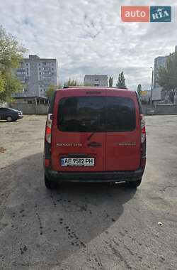 Вантажний фургон Renault Kangoo 2013 в Дніпрі