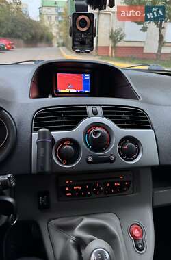 Минивэн Renault Kangoo 2010 в 