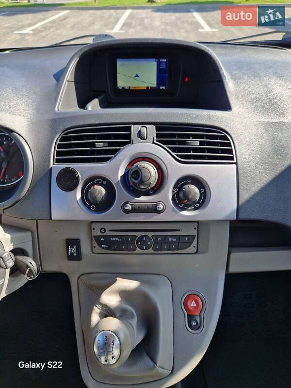 Минивэн Renault Kangoo 2010 в Черновцах
