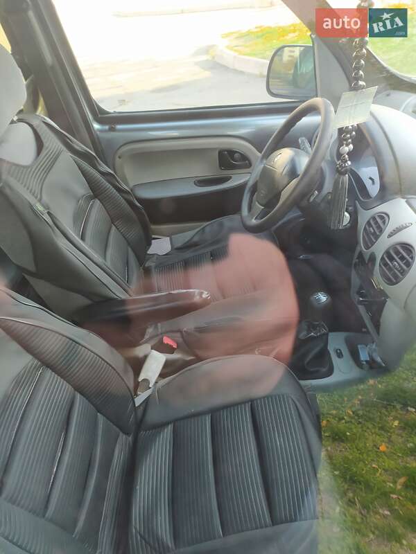 Минивэн Renault Kangoo 2002 в Киеве фото 3 Минивэн Renault Kangoo 2002 в Киеве