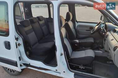 Минивэн Renault Kangoo 2005 в Киеве