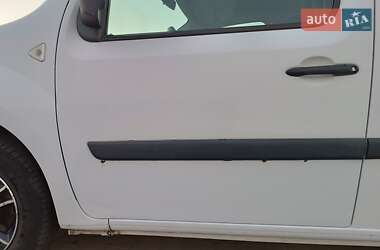 Минивэн Renault Kangoo 2012 в 