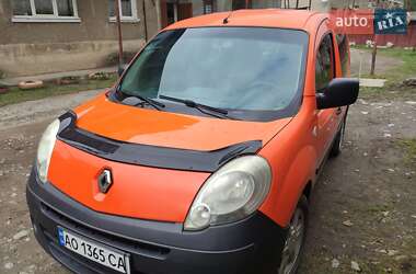 Минивэн Renault Kangoo 2009 в Рахове