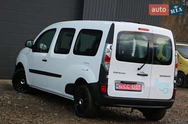 Минивэн Renault Kangoo 2015 в 