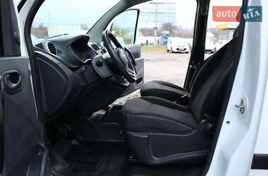 Минивэн Renault Kangoo 2015 в 