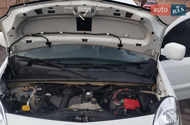 Минивэн Renault Kangoo 2012 в 