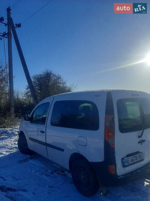 Минивэн Renault Kangoo 2010 в Вольногорске