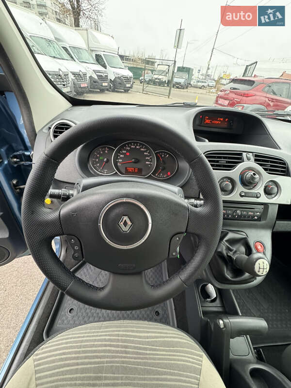 Минивэн Renault Kangoo 2012 в Киеве