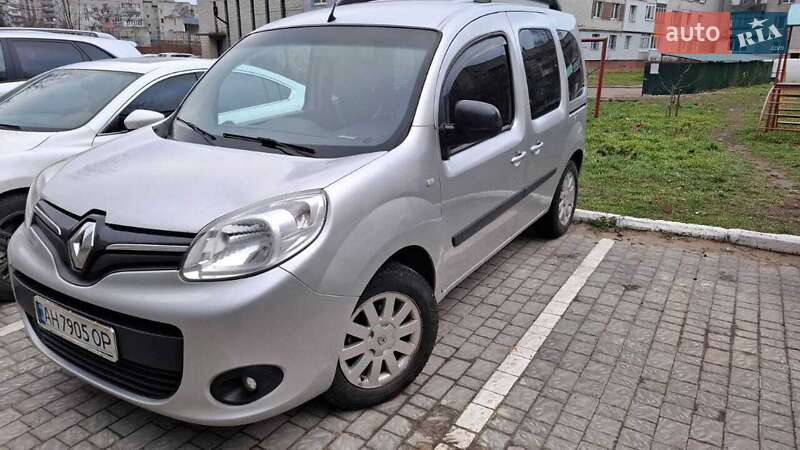 Мінівен Renault Kangoo 2013 в Червонограді