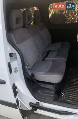 Минивэн Renault Kangoo 2015 в 