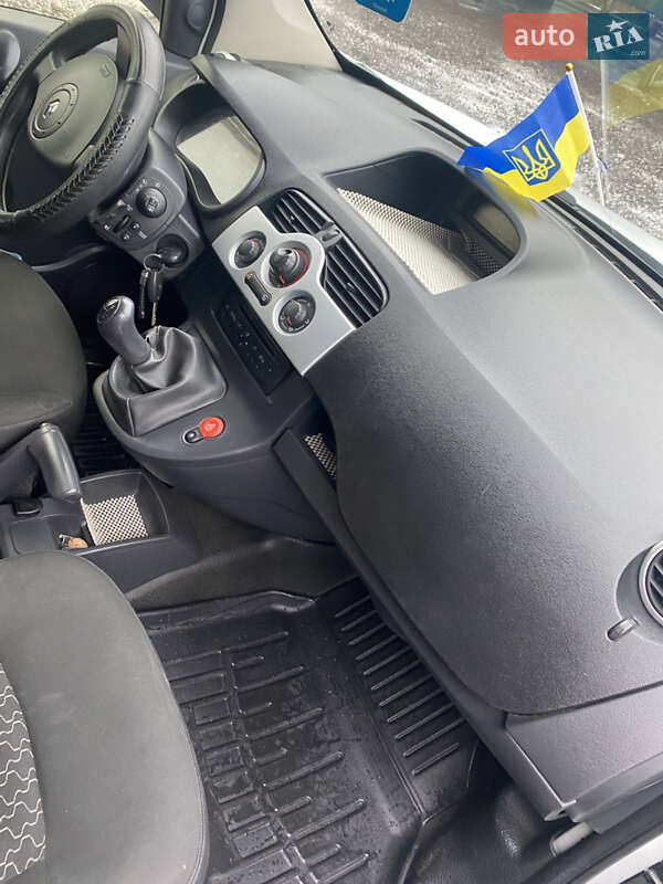 Грузовой фургон Renault Kangoo 2013 в Первомайске