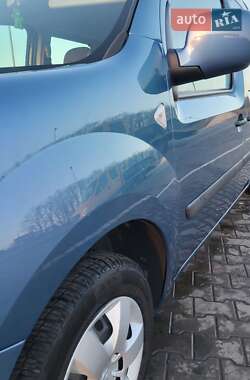 Минивэн Renault Kangoo 2012 в 